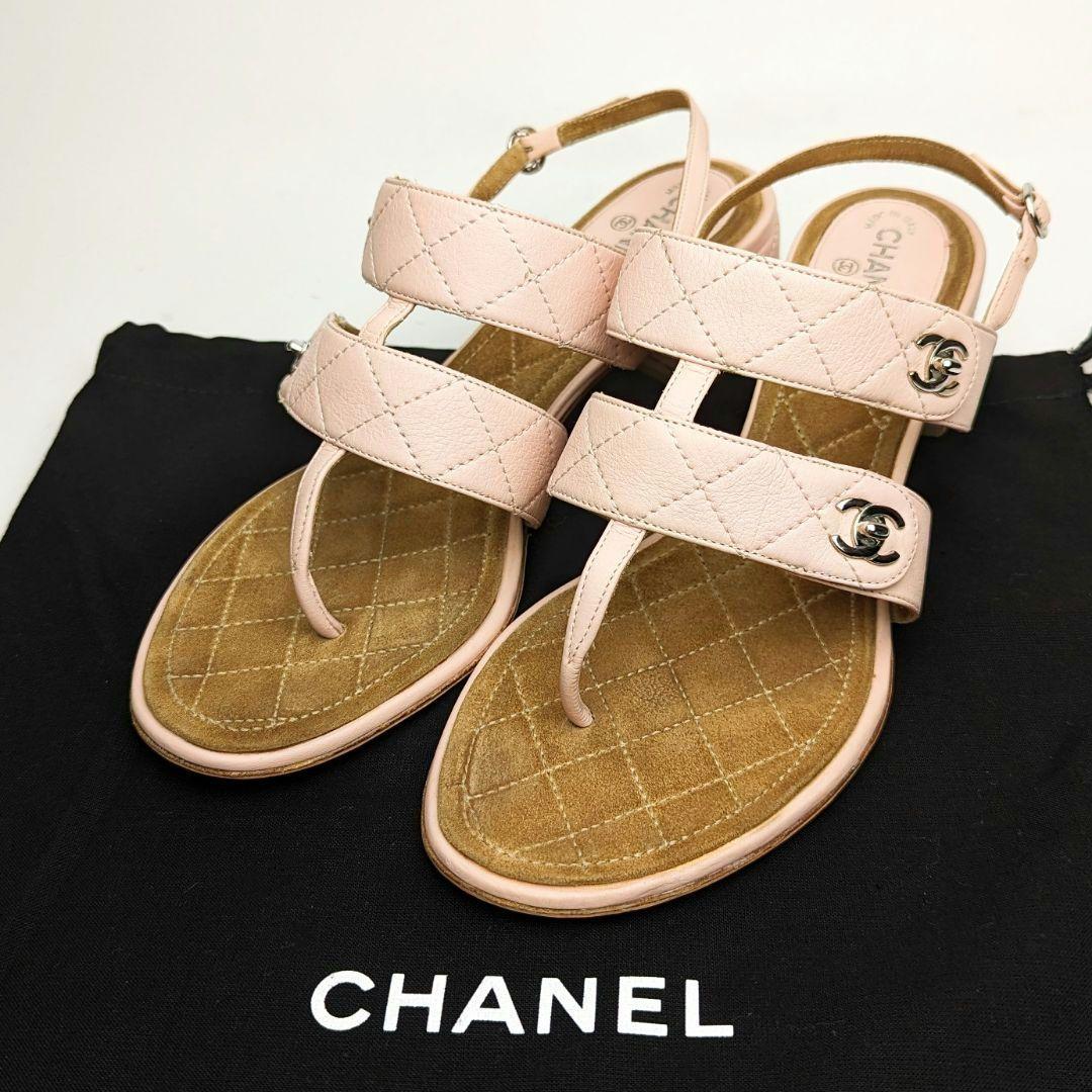 新品そっくりさん⭐CHANELシャネル マトラッセターンロックサンダル37.5C