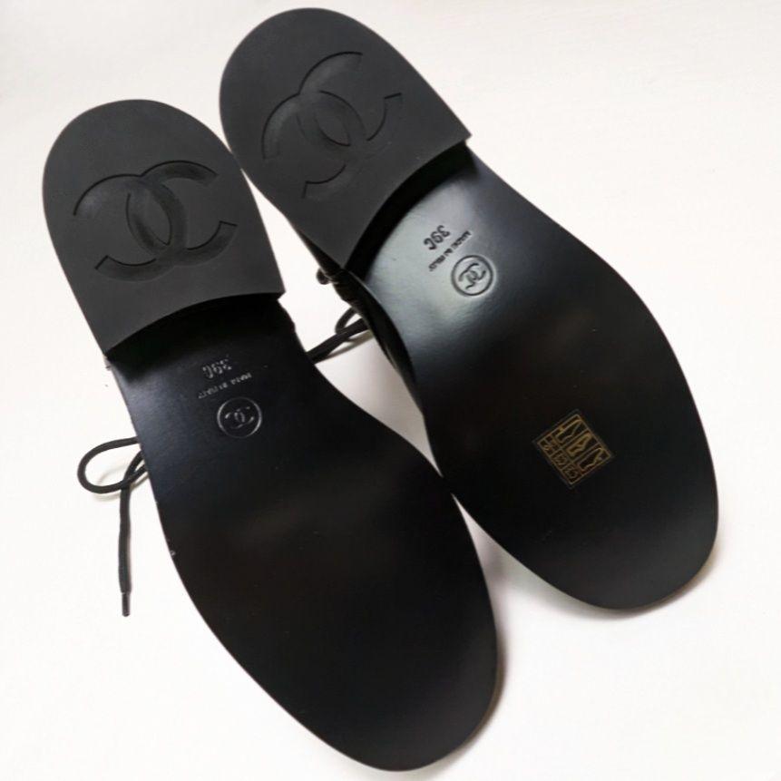 未使用さん⭐CHANELシャネル サイドジップ レースアップブーツ 39C
