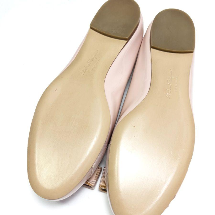 未使用さん♥フェラガモFerragamo ヴァリナ パンプス 5D ピンク