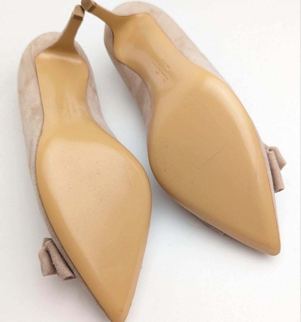 新品そっくりさん⭐フェラガモFerragamo スエードパンプス5.5C ルビア