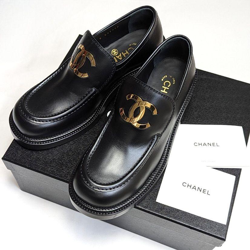 未使用さん♥CHANELシャネル ゴールドココマーク ローファー 37C