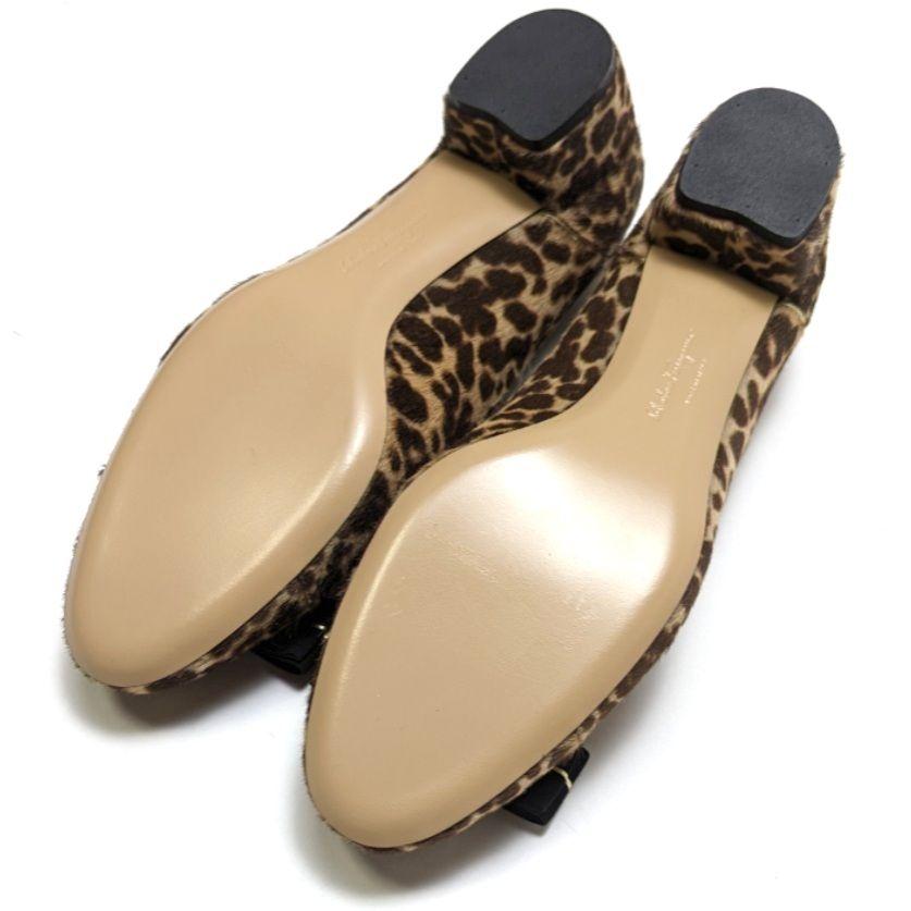 未使用さん♥フェラガモFerragamo ヴァラ ハラコ パンプス 5.5C