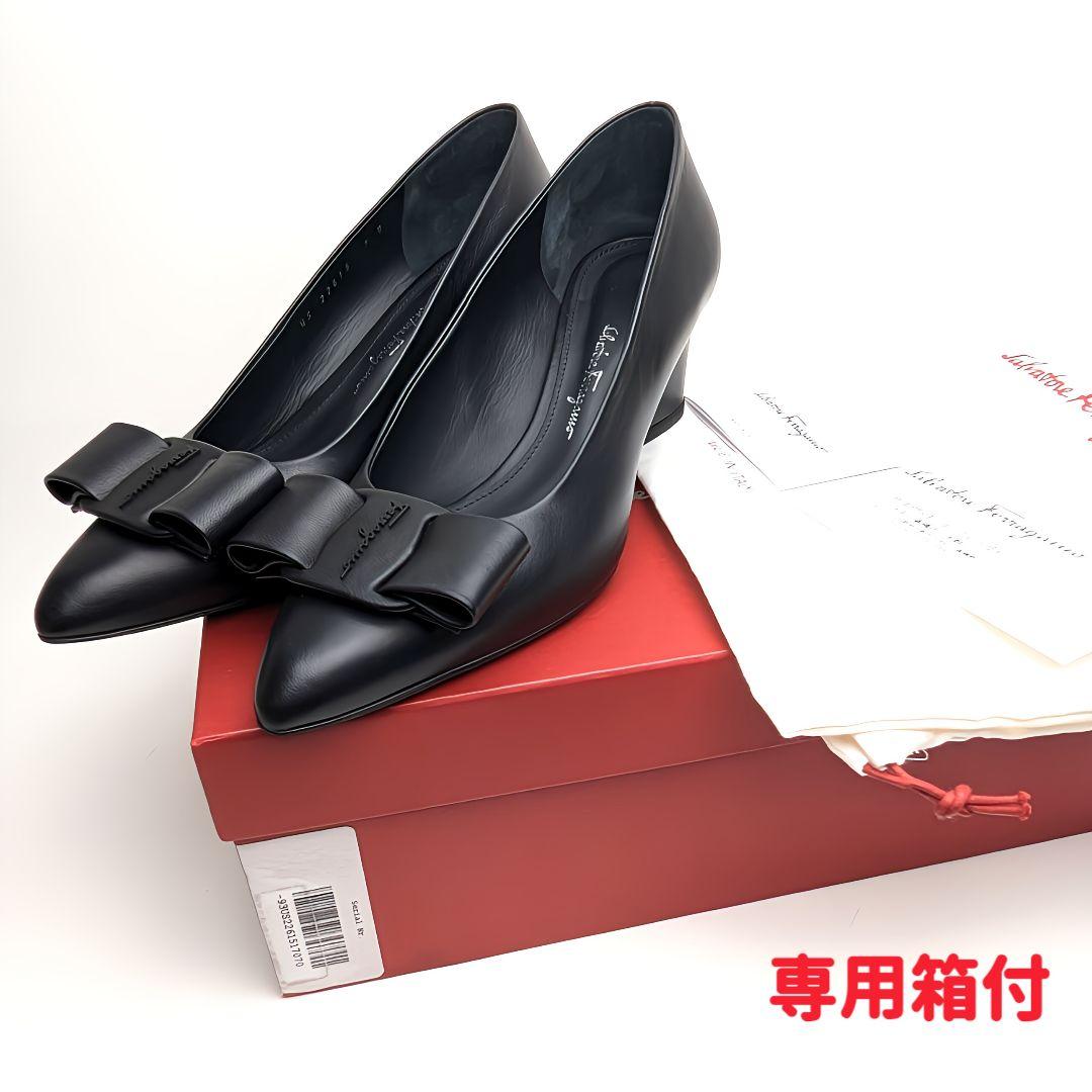 新品そっくりさん⭐フェラガモFerragamo ヴィヴァVIVA パンプス 7D