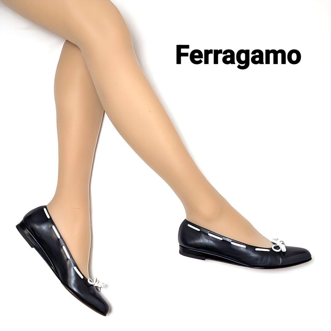 新品そっくりさん⭐フェラガモFerragamo リボンパンプス　7　ネイビー