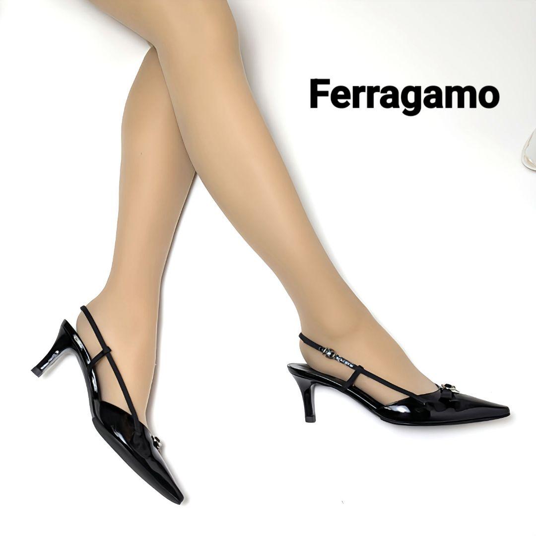 新品そっくりさん⭐フェラガモFerragamo ミニガンチーニ パンプス 7C