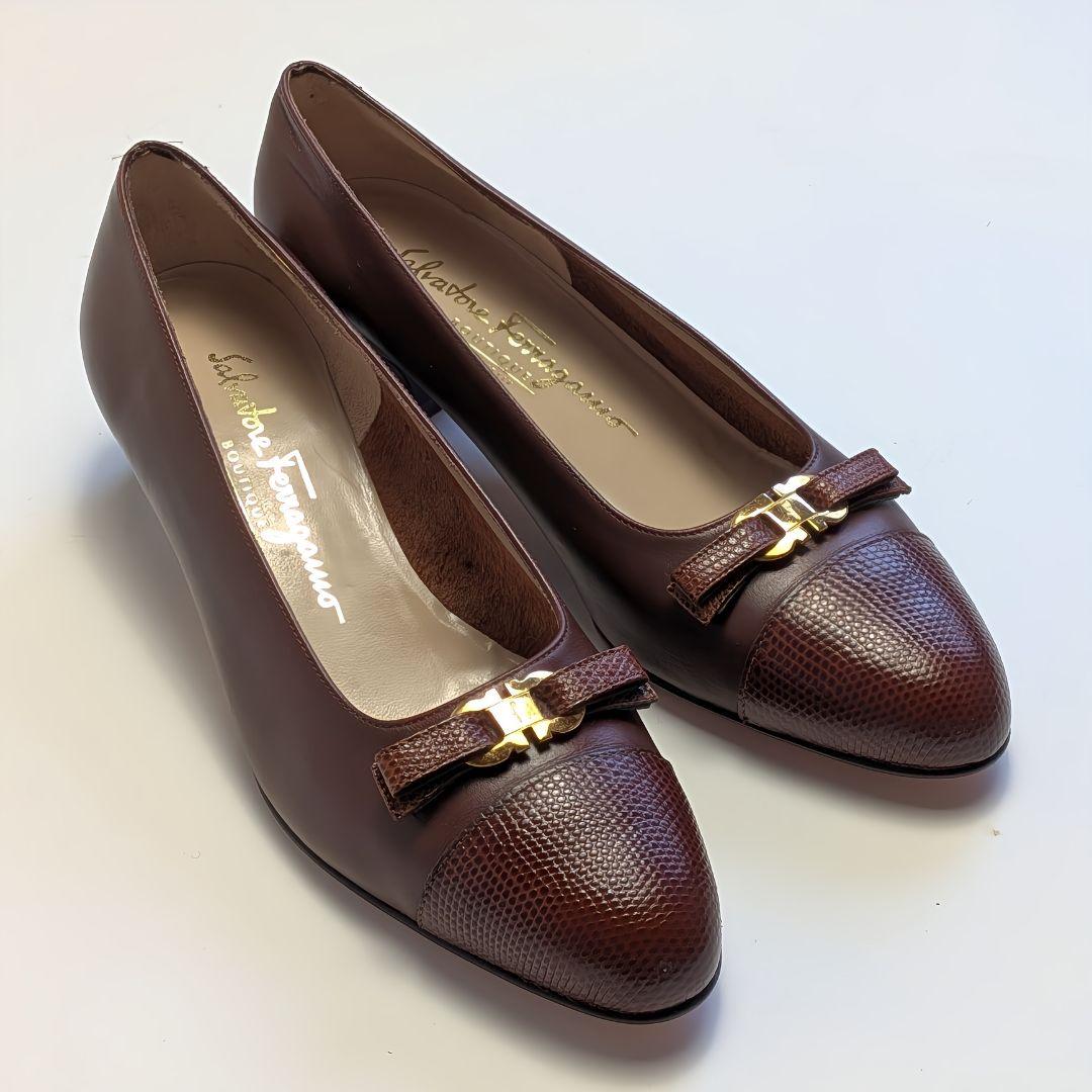 フェラガモFerragamo　カーフレザー　パンプス 5 1/2 C ブラウン