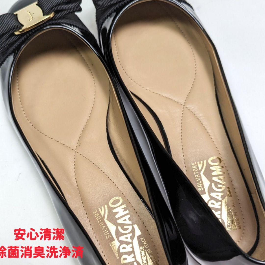 未使用さん♥フェラガモ Ferragamo　ヴァリナ　パテント パンプス 8D