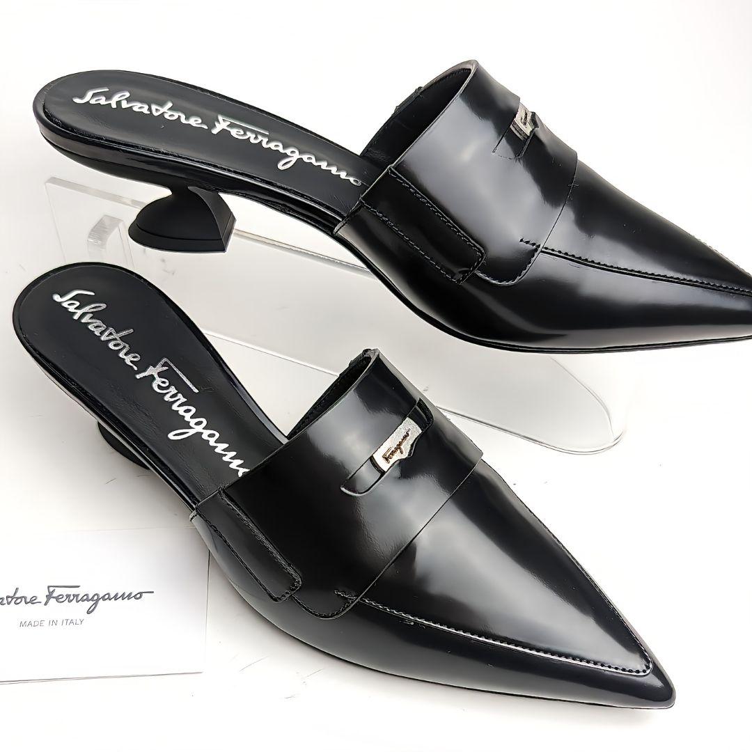 未使用美品22年製♥フェラガモFerragamo Fヒールミュールサンダル5